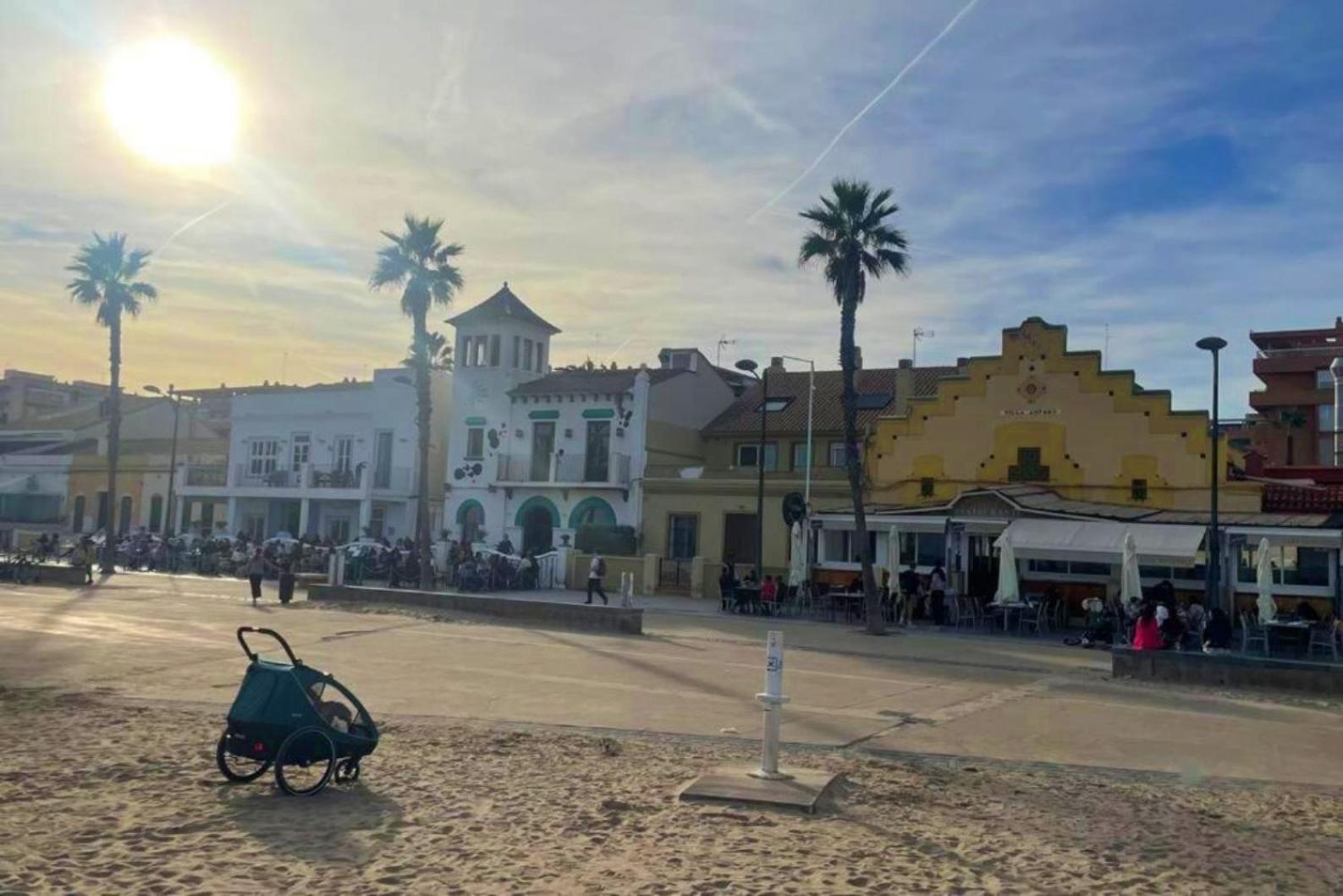 Apto. Luminoso Con Vistas En Playa De La Patacona Valencia Luaran gambar